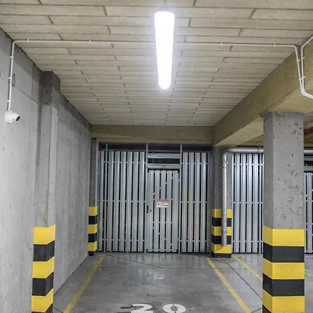 Premium Eleven זאטור